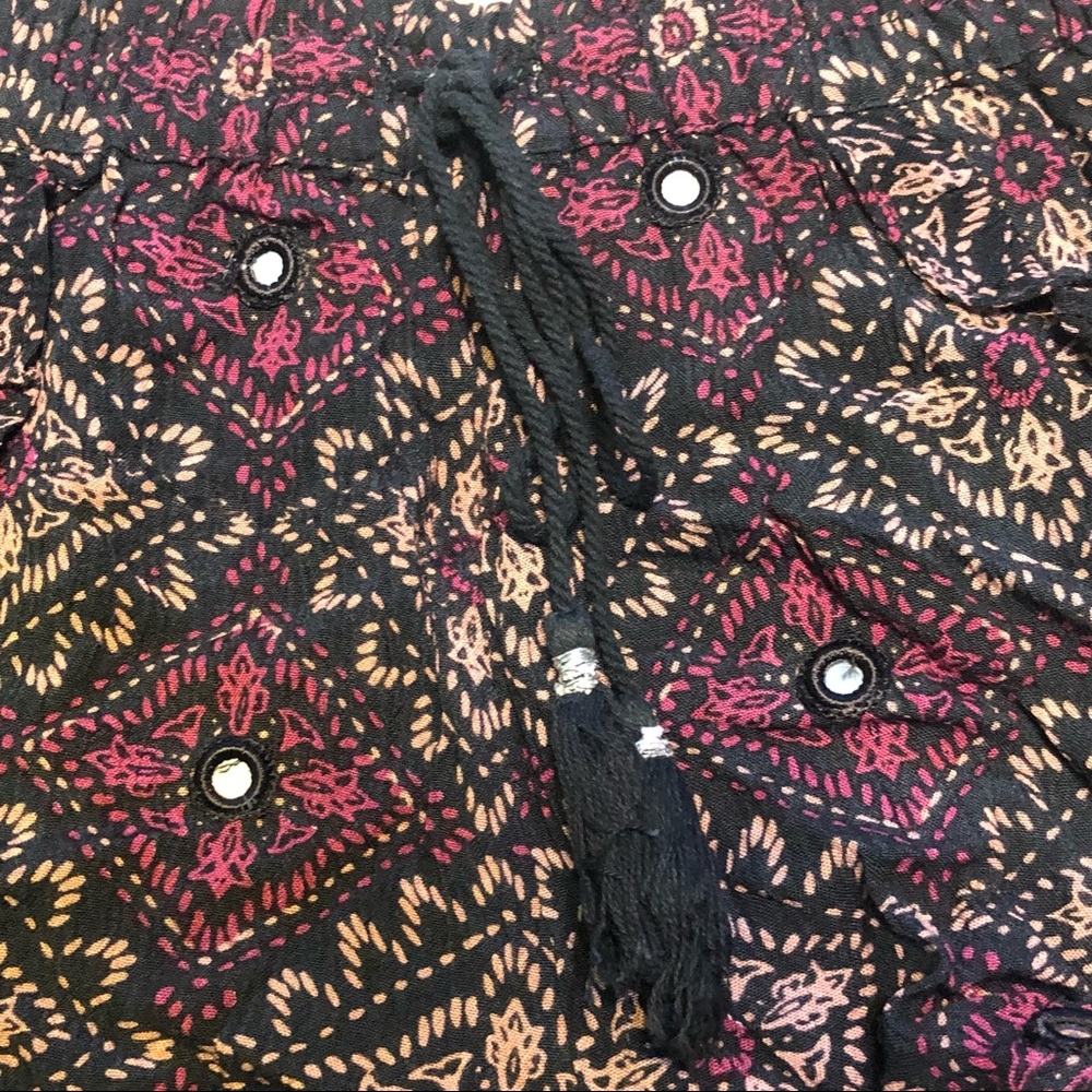 🧚🏽‍♀️3/$15 Mudd Geo Mirror Print Soft Shorts